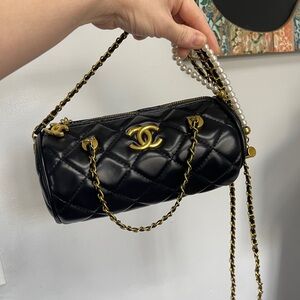Chanel Black Quilted Crossbody Bag with Gold Chain